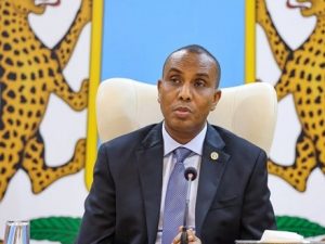 prime-minister-bans-“illegal”-dismissals-and-transfers