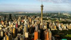 maxaad-ka-taqaan-shanta-dal-ee-ugu-qanisan-iyo-shanta-dal-ee-ugu-saboolsan-afrika-2025