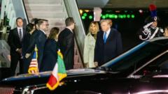 madaxda-caalamka-iyo-dadweyne-fara-fara-badan-oo-ka-qeybgalaya-aaska-pope-francis