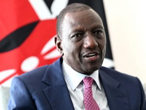 shoe-thrown-at-kenya’s-president-ruto-during-rally