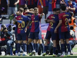 barca-closes-in-on-title,-betis-slips-up-in-european-race