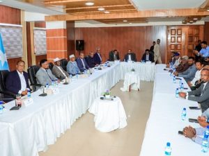 somali-opposition-leaders-meet-with-media-executives-as-mogadishu-summit-enters-second-day