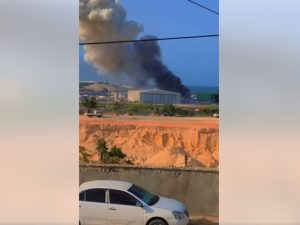 military-helicopter-crashes-and-catches-fire-at-mogadishu-airport