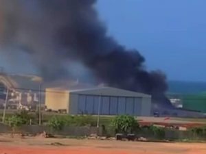 ugandan-military-helicopter-crashes-at-somalia’s-mogadishu-airport,-five-dead