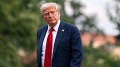 donald-trump-oo-ku-baaqay-in-ukraine-aanay-weerarin-caasimadda-ruushka-ee-moscow