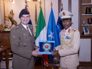 somali-army-chief-meets-italian-counterpart-to-boost-military-cooperation