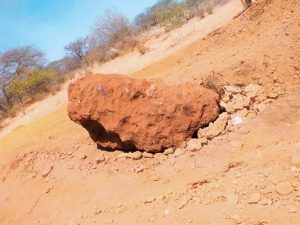somalia’s-lost-meteorite:-how-a-cosmic-treasure-vanished-to-china