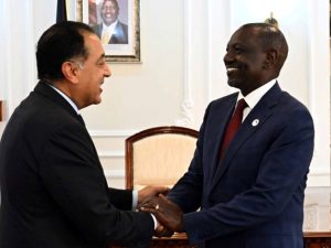 egypt’s-pm,-kenya-president-discuss-cooperation-on-sidelines-of-comesa-summit