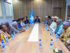 somali-interior-minister-meets-clan-leaders-to-sddress-clan-conflict-in-wanlaweyn-district