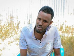 nin-muuqaalo-anshax-xumo-ah-ka-duubay-gabdho-somali-ah-oo-lagu-xiray-jigjiga