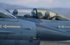 maxay-dowladda-soomaaliya-ka-tiri-diyaaradda-f-16-ee-timid-muqdisho?