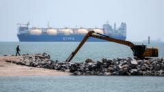 marin-badeedka-malacca:-walaac-ka-soo-cusboonaaday-marin-kale-oo-muhiim-u-ah-ganacsiga-caalamka