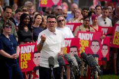waa-kuma-andy-burnham,-ninka-la-filayo-in-uu-noqdo-ra’iisul-wasaaraha-cusub-ee-ingiriiska?