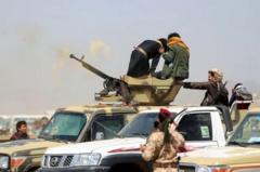 xuutiyiinta-yemen-oo-ku-hanjabay-inay-weerari-doonaan-sacuudiga