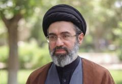 muxuu-hoggaamiyaha-sare-ee-iiraan-uga-maqan-yahay-aaska-aabbihiis-ayatollah-ali-khamenei?