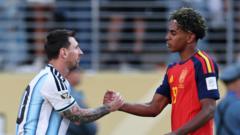sida-uu-lamine-yamal-heerkan-kusoo-gaaray-iyo-maca-salaameynta-messi