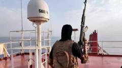 pakistaan-oo-digniin-u-dirtay-xuutiyiinta-yemen,-kuna-hanjabtay-tallabo-militari