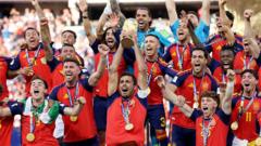 uefa-oo-qaadici-doonta-koobabka-adduunka-haddii-qorshayaasha-fifa-la-ansixiyo