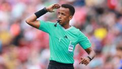 garsooraha-soomaaliyeed-cumar-cartan-oo-farriin-diray-kahor-fiinalka-super-cup