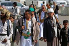 xuutiyiinta-oo-gaaray-bab-al-mandab,-maxay-tahay-muhiimadda-ay-leeyihiin-deegaannada-ay-qabsadeen?